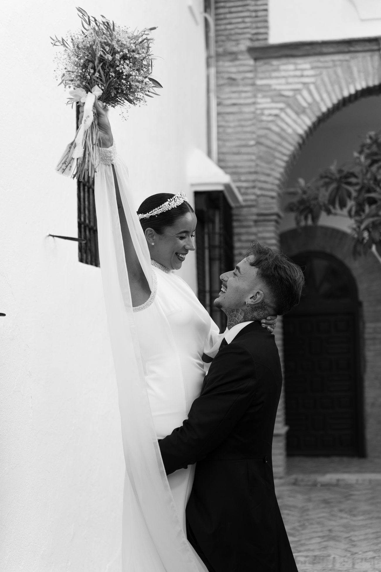 El mismo momento en blanco y negro